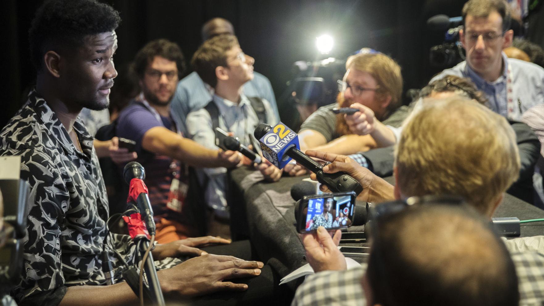 Arizona Wildcats star Deandre Ayton (and his shark shirt) all smiles as NBA Draft nears